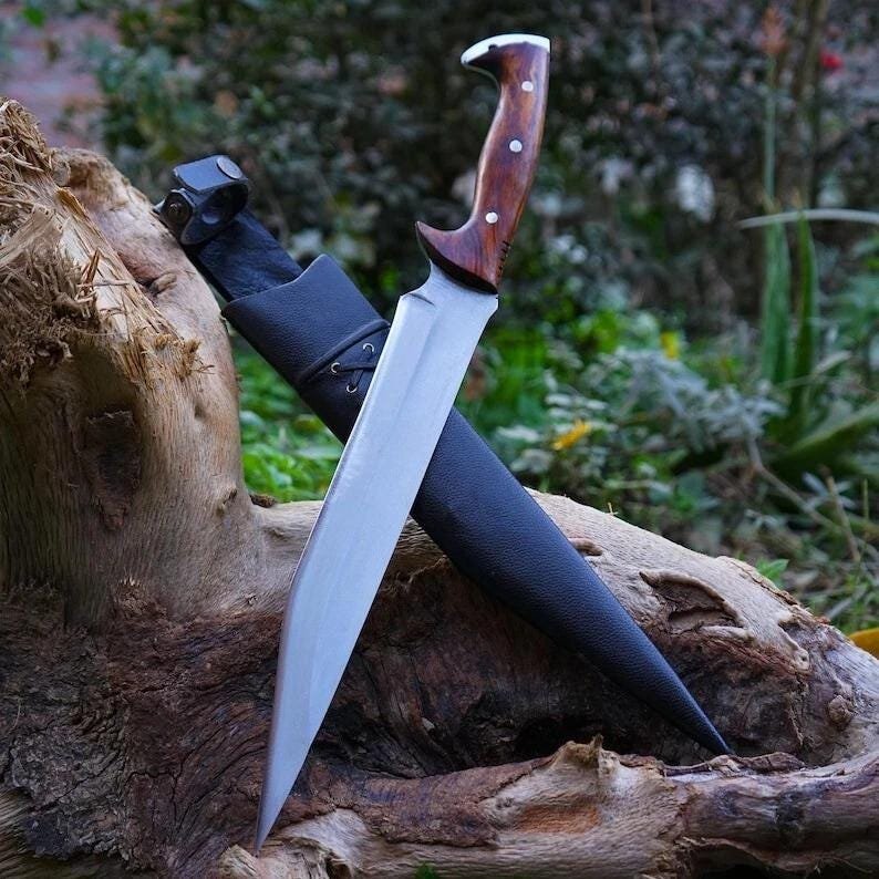 Hand-Forged Carbon Steel Machete: Rosewood Handle, Bushcraft Knife