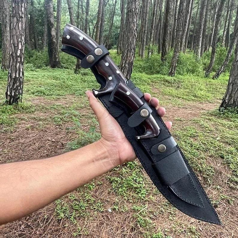 Hand-Forged Carbon Steel Bowie Knife Set: Rosewood Handle, Leather Sheath - Image 9