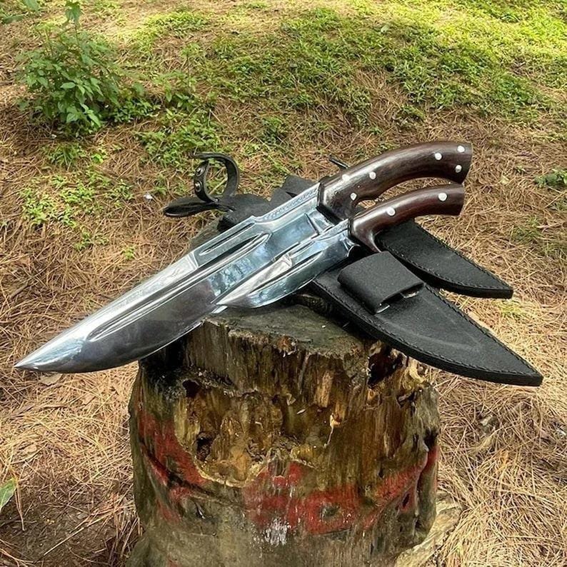 Hand-Forged Carbon Steel Bowie Knife Set: Rosewood Handle, Leather Sheath - Image 2