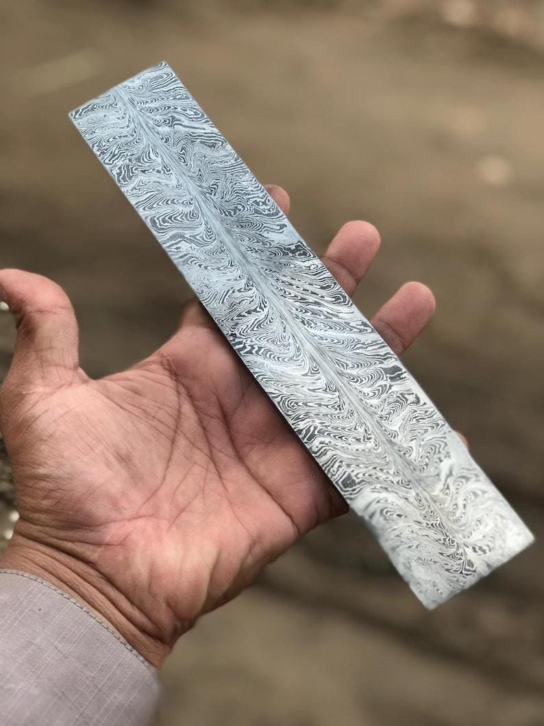 Hand-Forged Damascus Steel Billet Bar | Knife Making DIY Material | VG10 Sandwich Core - Image 4