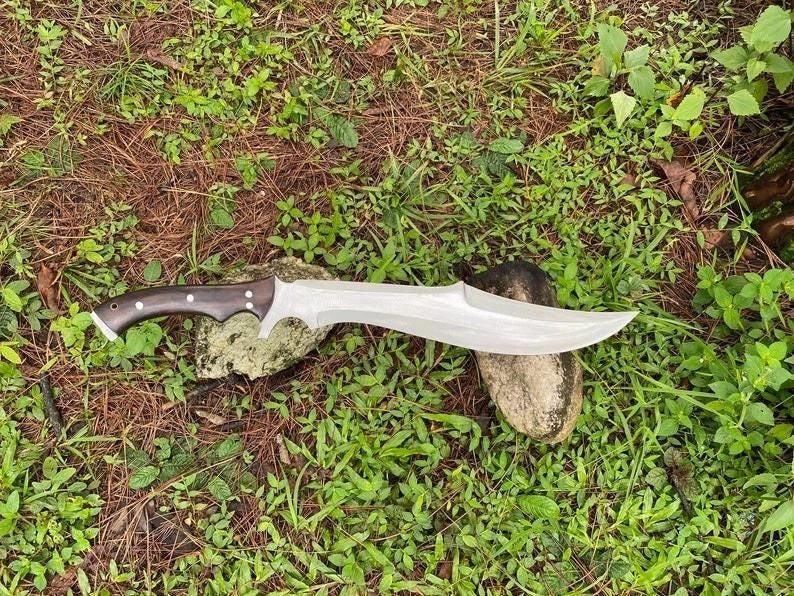Hand-Forged Carbon Steel Machete | Rosewood Handle, Leather Sheath - Image 3