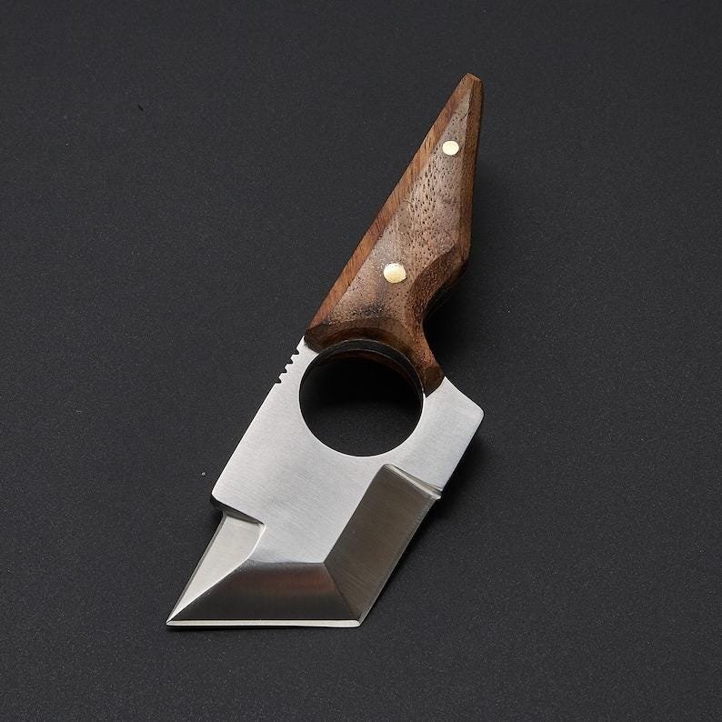 Hand-Forged Damascus Steel Zoro Sword with Leather Sheath - Cosplay Display - Image 8