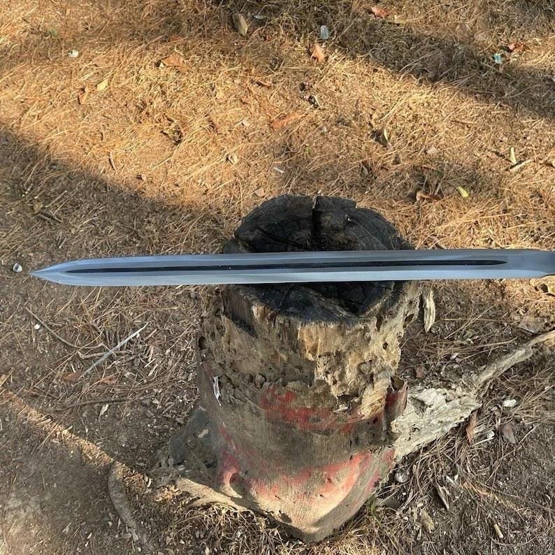 Custom Viking Sword in 5160 Spring Steel | Full Tang Handmade Blade with Leather Sheath - Image 4