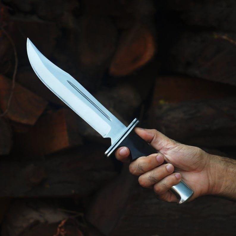Hand Forged 1095 High Carbon Steel Bowie Knife: Rosewood Handle, Leather Sheath - Image 2