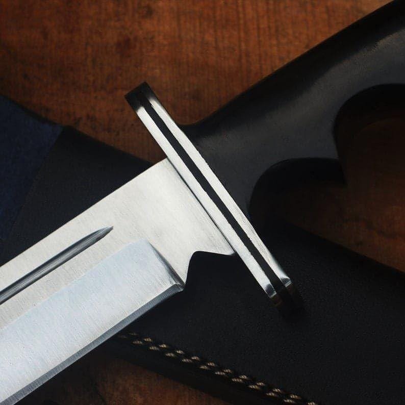 Hand Forged 1095 High Carbon Steel Bowie Knife: Rosewood Handle, Leather Sheath - Image 5