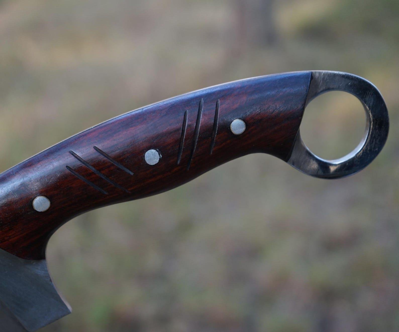 Hand-Forged Carbon Steel Bowie Knife: Collectible Rosewood Handle, Leather Sheath - Image 8