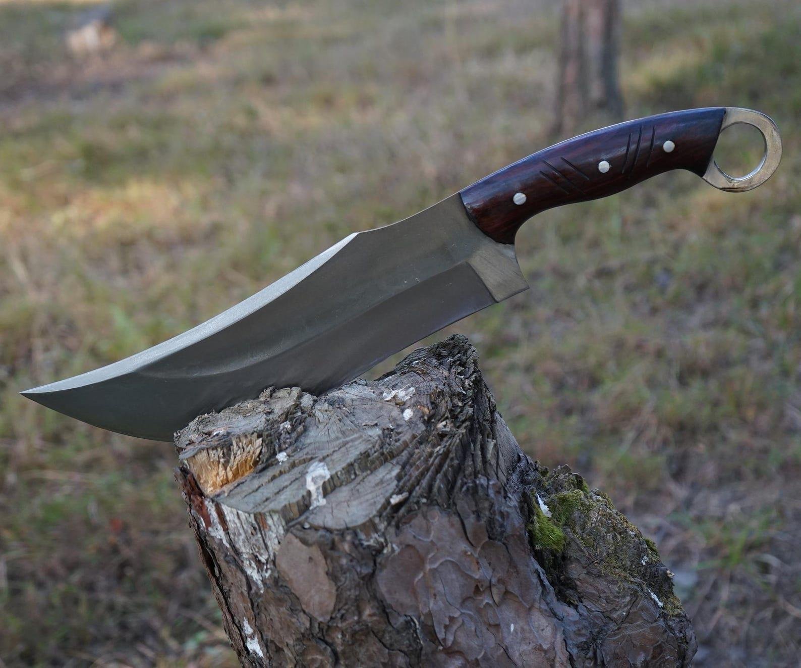 Hand-Forged Carbon Steel Bowie Knife: Collectible Rosewood Handle, Leather Sheath - Image 9