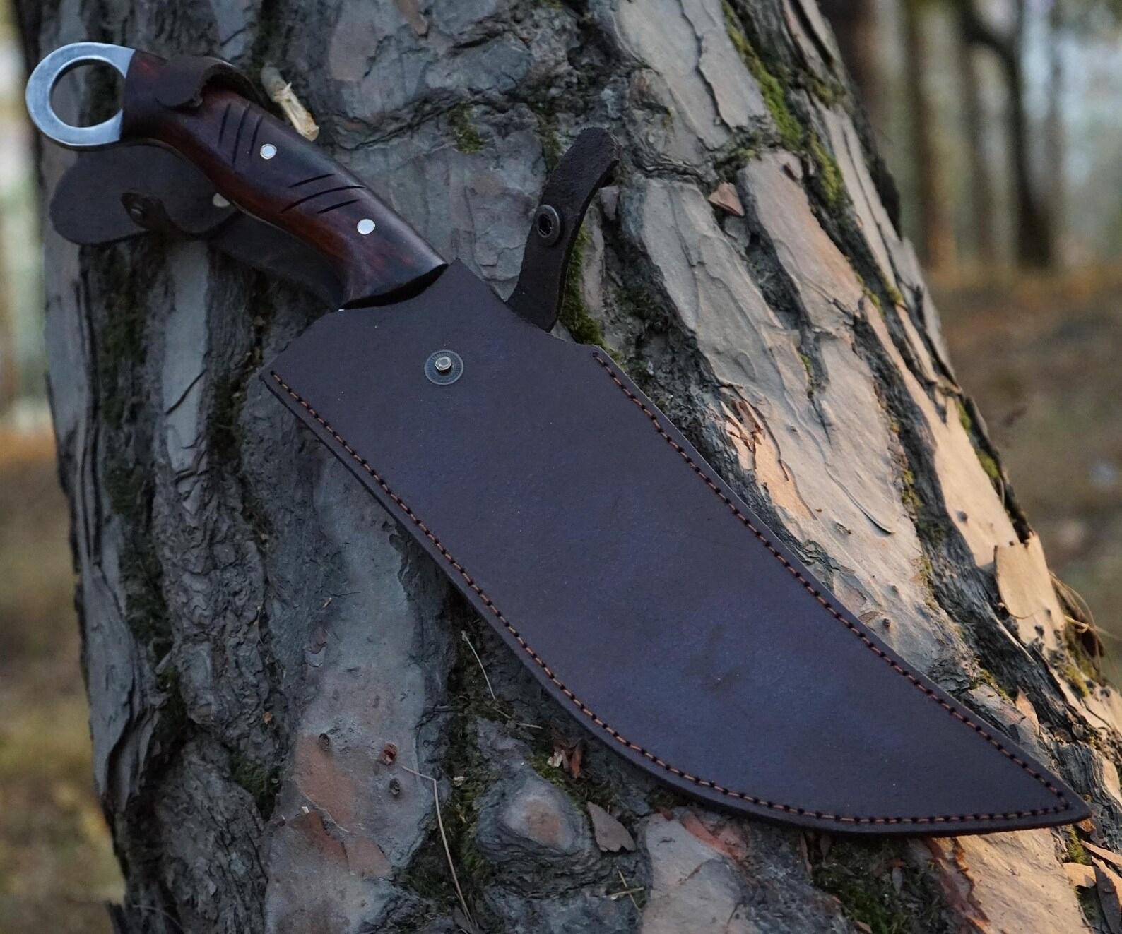 Hand-Forged Carbon Steel Bowie Knife: Collectible Rosewood Handle, Leather Sheath - Image 10