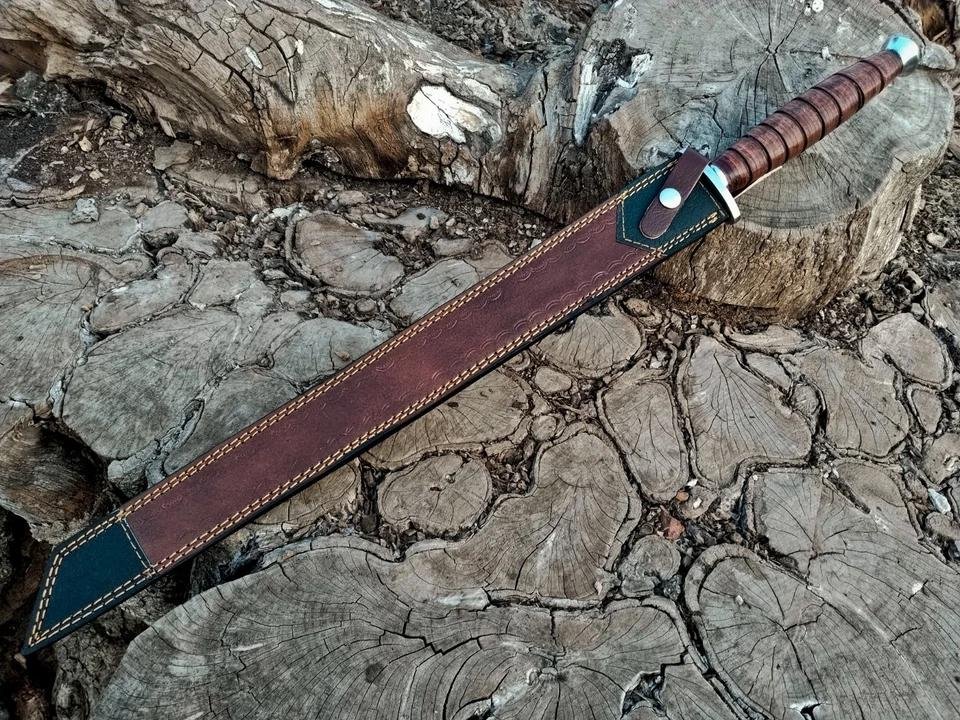 Hand-Forged 28-Inch D2 Steel Hunting Sword | Functional Long Blade for Outdoor Use - Image 3