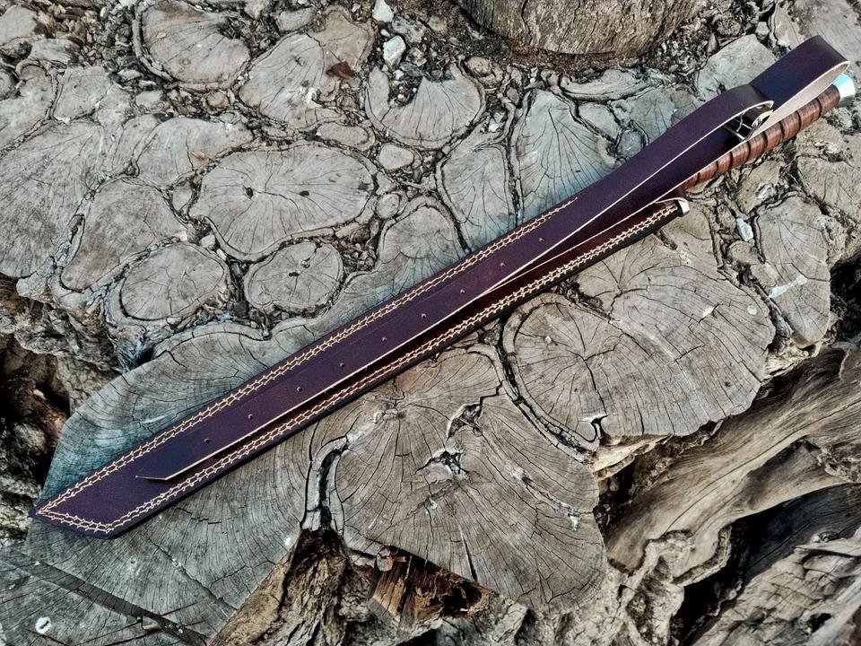 Hand-Forged 28-Inch D2 Steel Hunting Sword | Functional Long Blade for Outdoor Use - Image 2