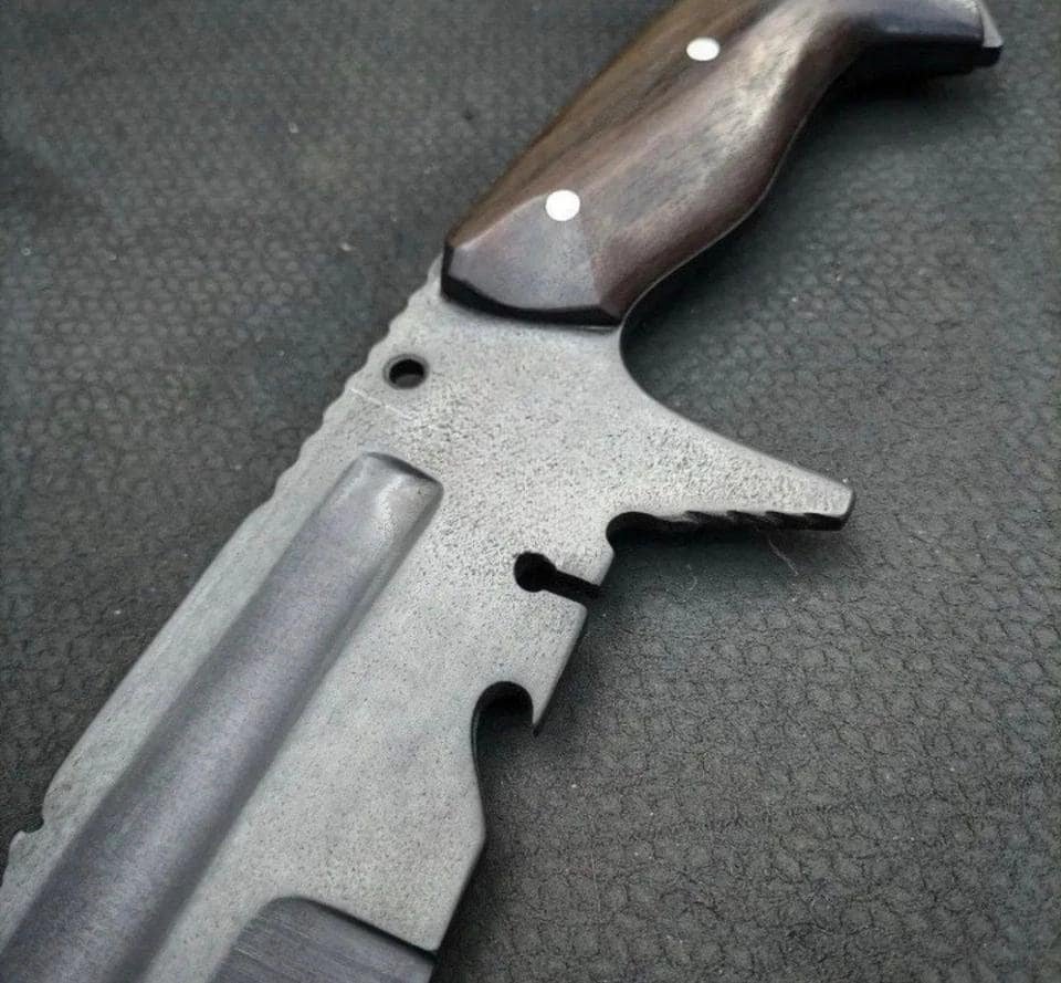 Hand Forged Carbon Steel Knife 22" Rosewood Handle Outdoor Tool - Image 4
