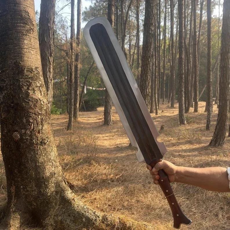 Hand-Forged Carbon Steel Machete, Rosewood Handle, Heavy Duty Outdoor Blade - Image 3