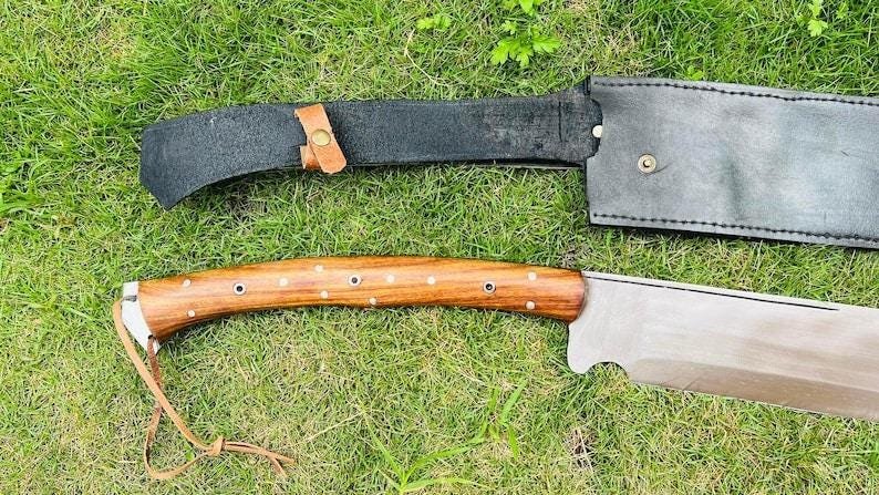 Hand-Forged Viking Long Sword: 5160 Steel Blade W/Rosewood Handle - Image 7