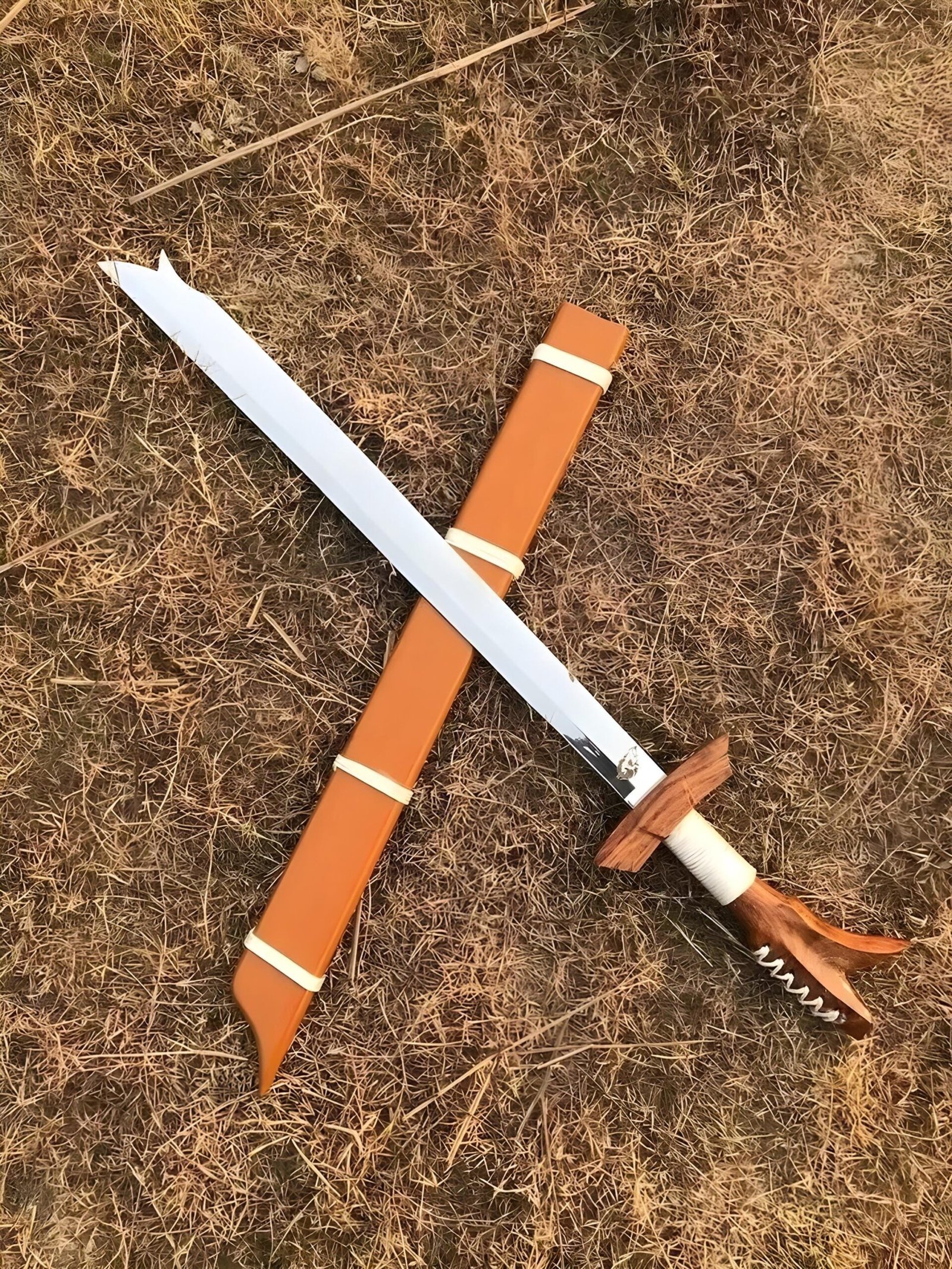 Hand-Forged Kampilan Sword, Filipino Historical Blade, Carbon Steel Full Tang, Collector Sword with Scabbard