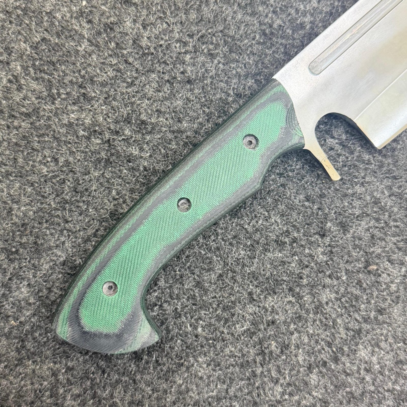Handmade Full Tang Camping Knife | High Carbon Steel Blade, Green Micarta Handle & Leather Sheath - Image 8